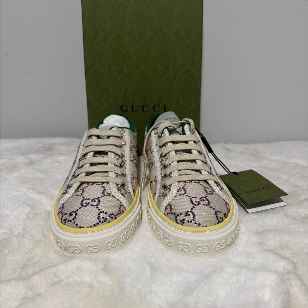 Gucci Beige Canvas Sneakers with Colorful Logo - Picture 3 of 5